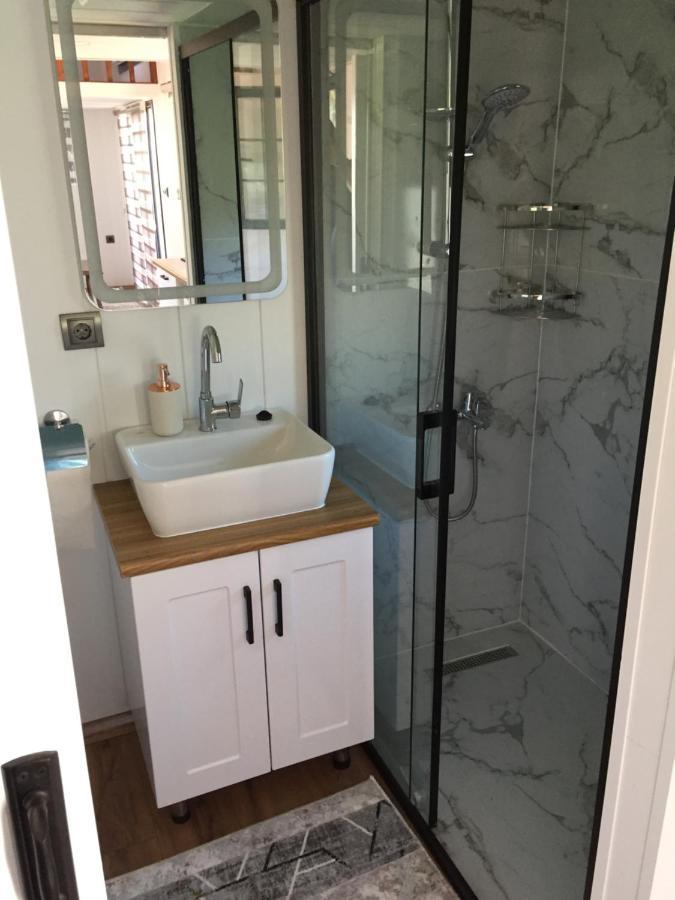 Sakiz Tiny House & Apart Urla Bagian luar foto